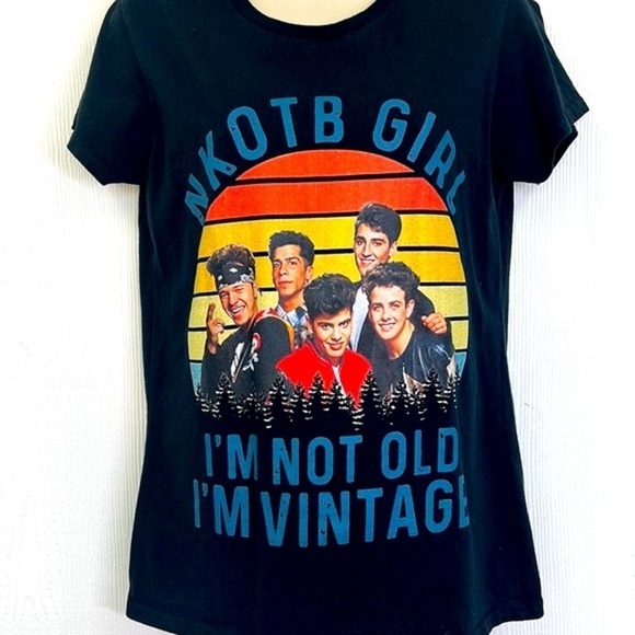 Hanes - NKOTB Girl I’m Not Old I’m Vintage New Kids On The Block T Shirt Small - Picture 3 of 8